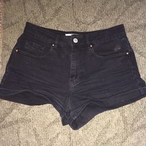 PacSun black mom jean shorts size 26